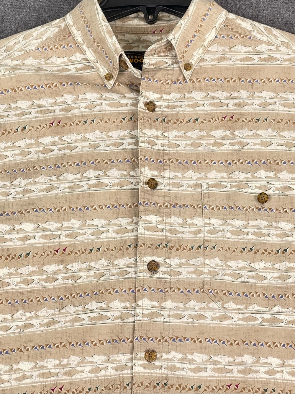 Vintage Woolrich Shirt Mens M Beige Button Down Stone Fish Print